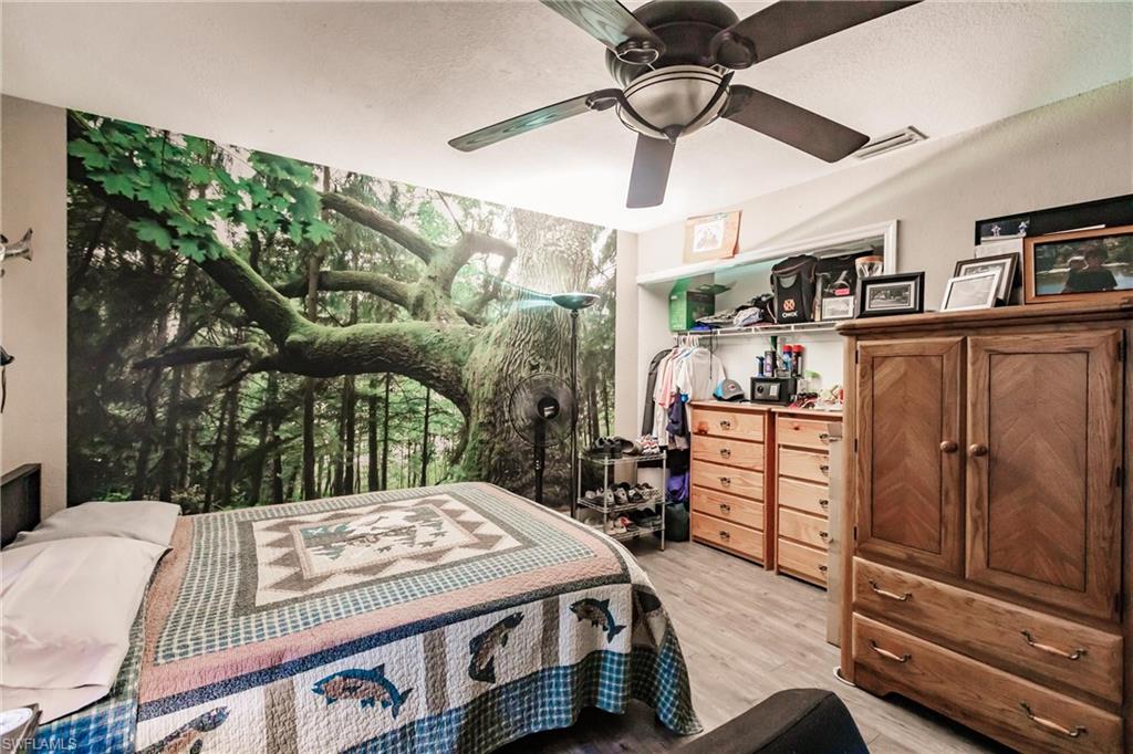 GOLDEN GATE CITY - Residential