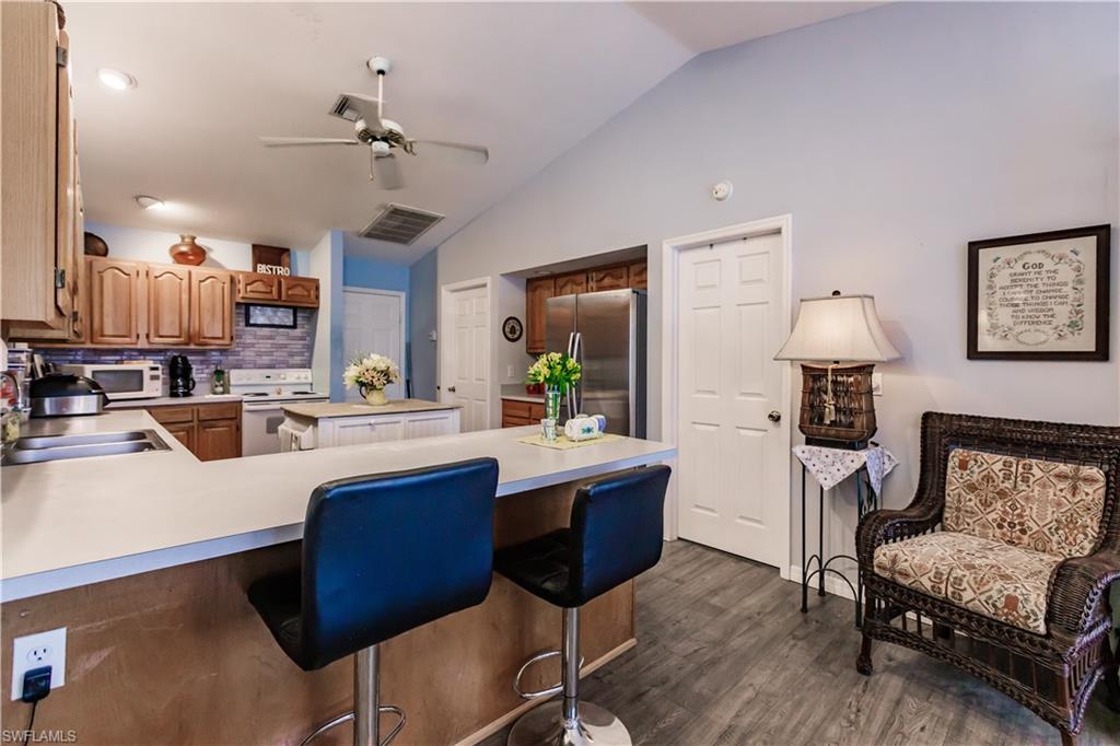 GOLDEN GATE CITY - Residential