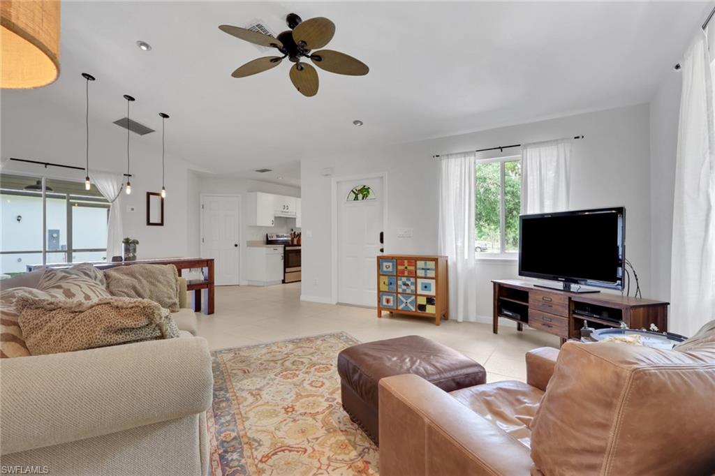 GOLDEN GATE ESTATES - Residential