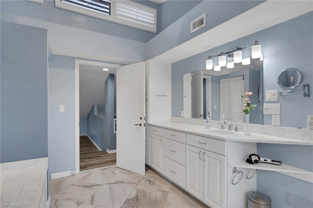 HARBORTOWN - Residential