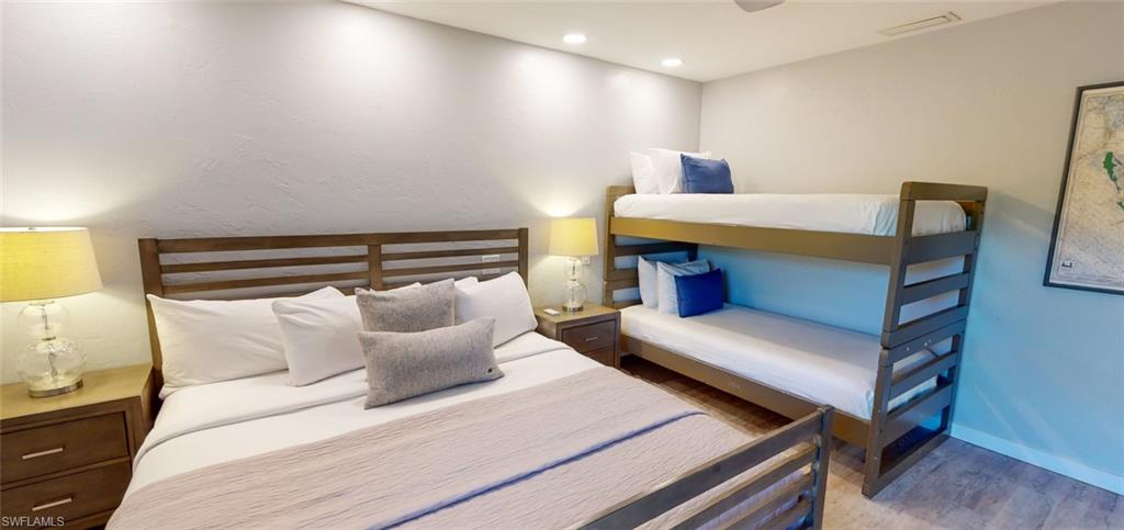 BEACH HOMES - Residential