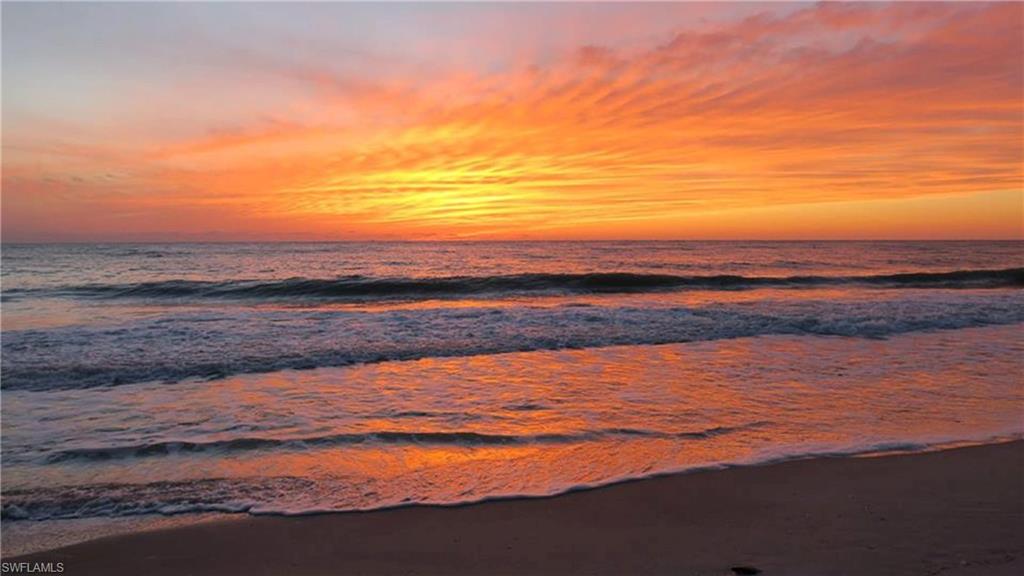 BEACH HOMES - Residential