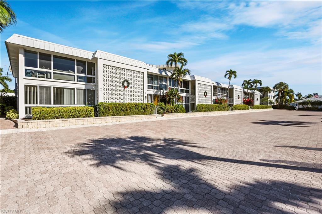 PORT AU VILLA - Residential