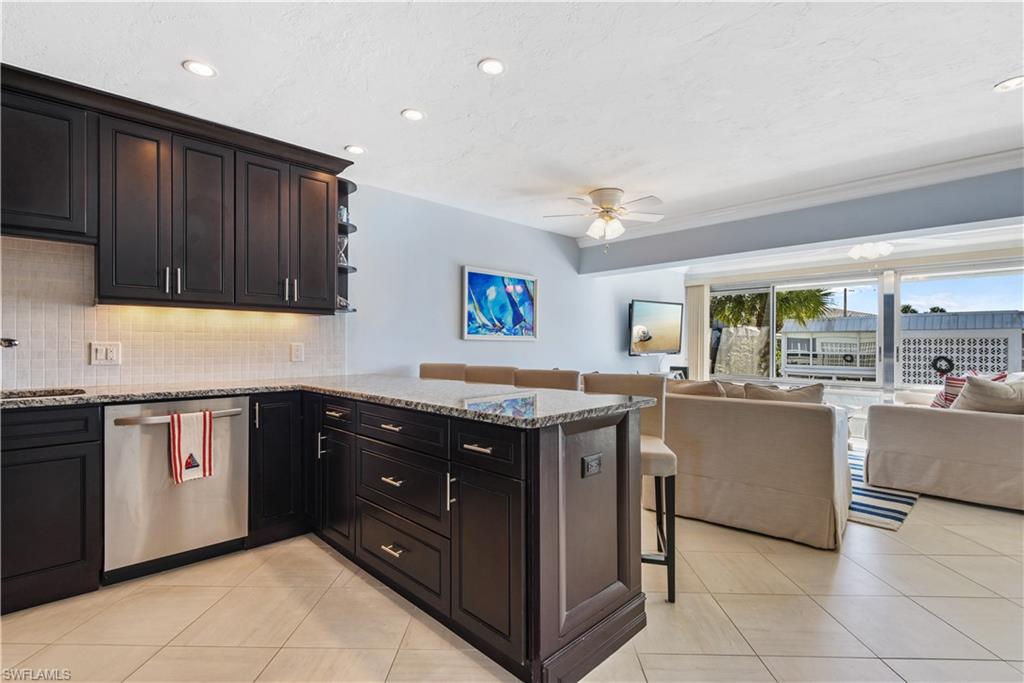 PORT AU VILLA - Residential