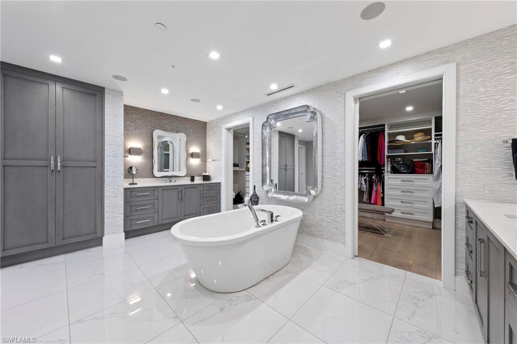 KALEA BAY TOWER 100 - Residential