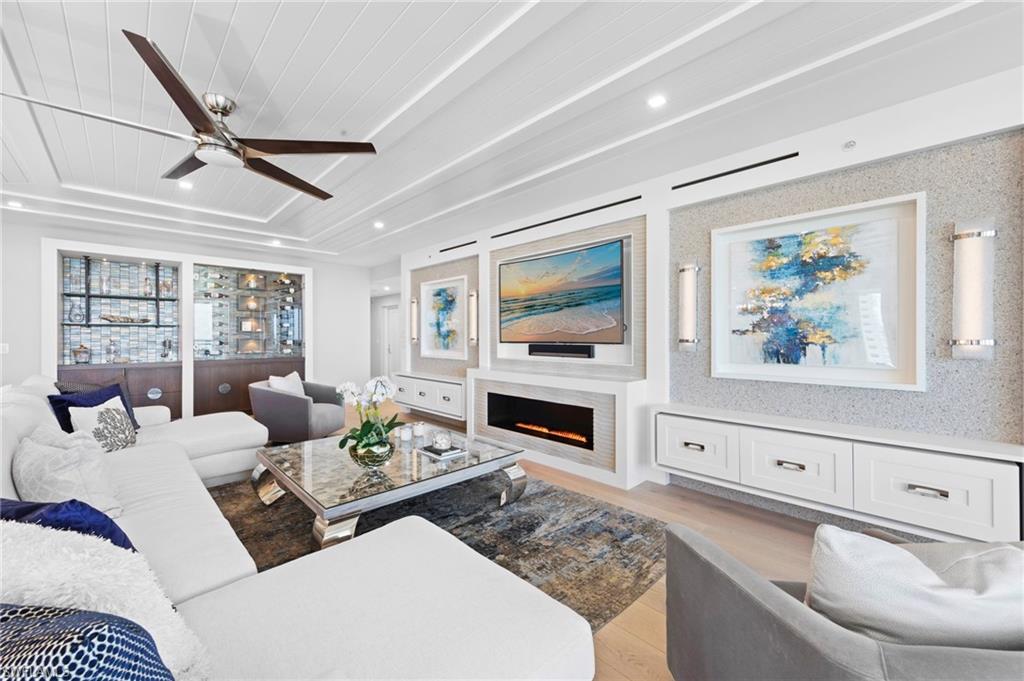 KALEA BAY TOWER 100 - Residential