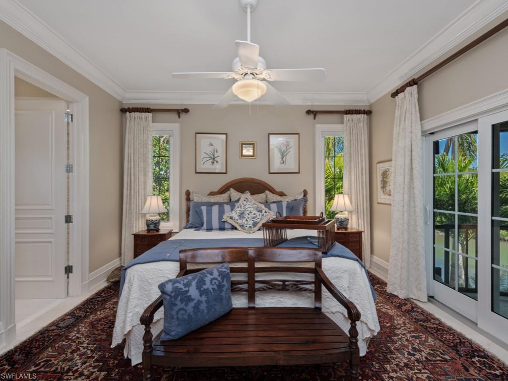 SOUTHPOINTE YACHT CLUB - Residential