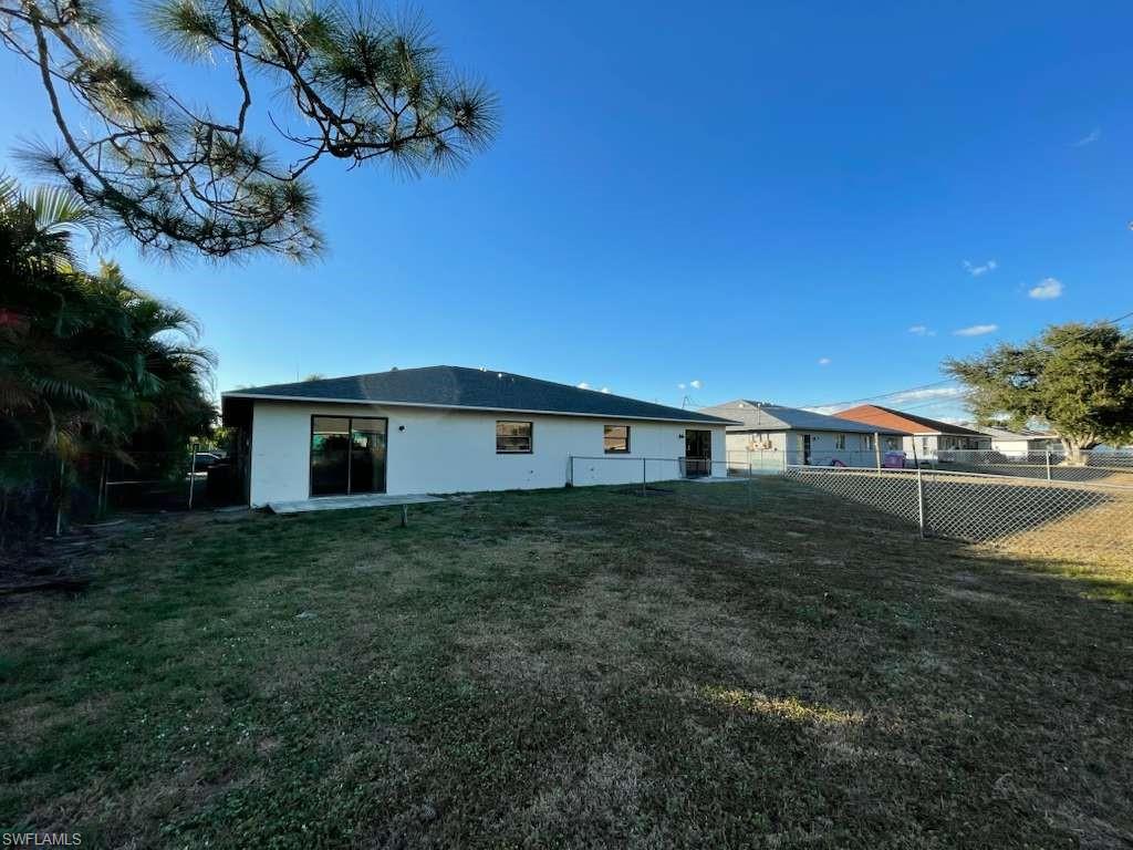 CAPE CORAL - Residential