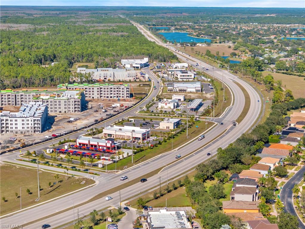 VALENCIA LAKES - Residential