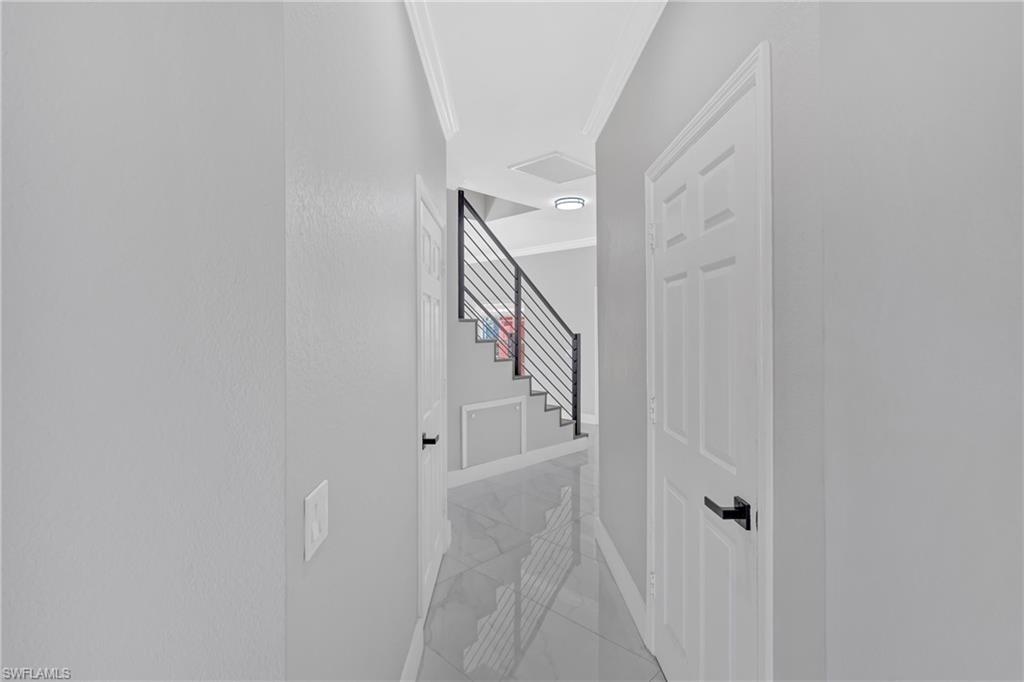 VALENCIA LAKES - Residential