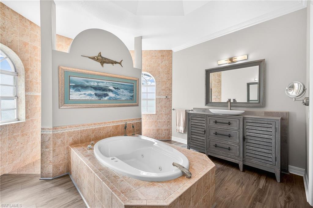 TOWN LAKES - Residential