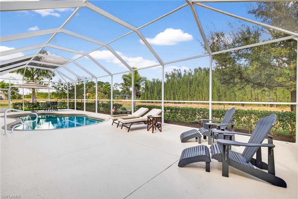 TOWN LAKES - Residential