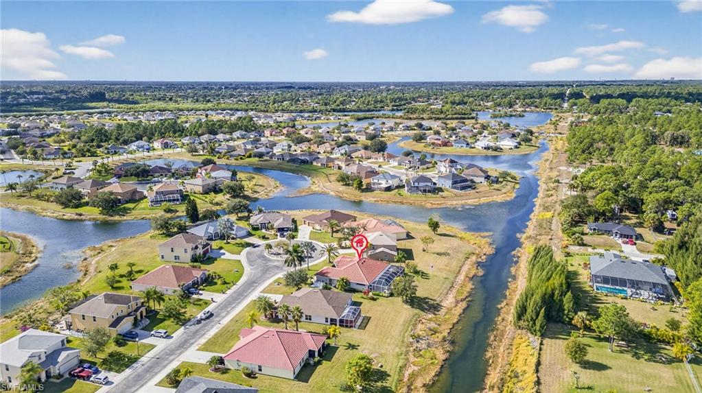 TOWN LAKES - Residential