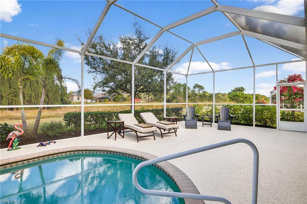 TOWN LAKES - Residential