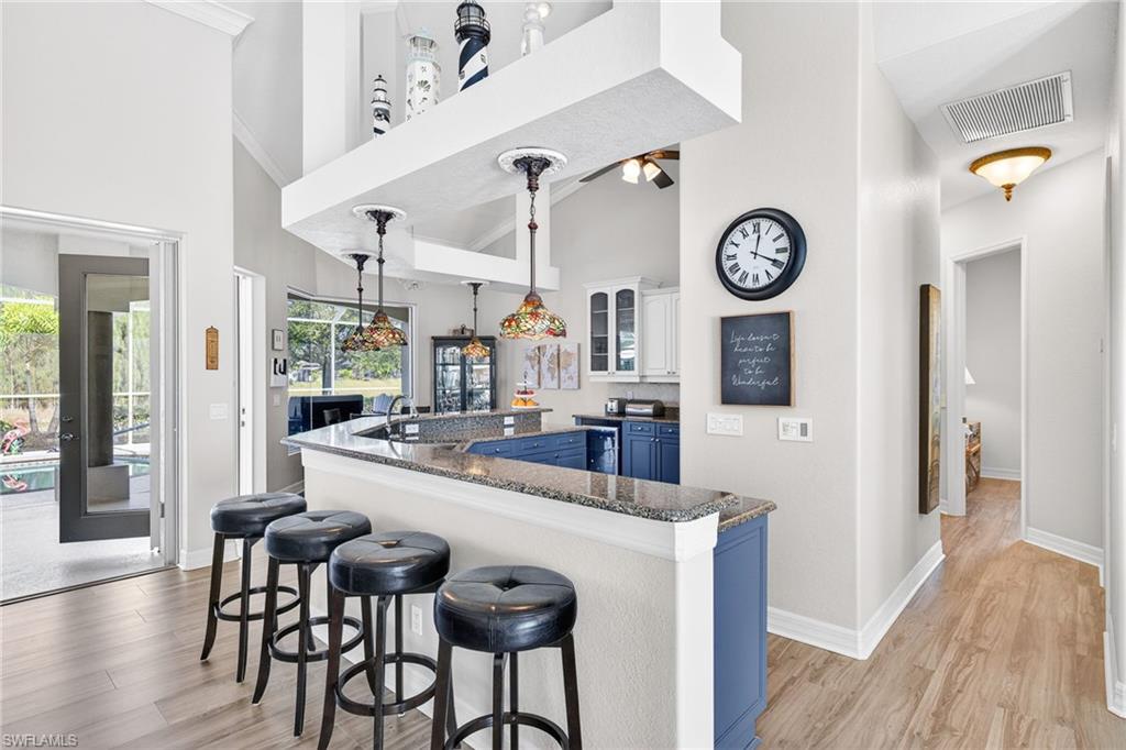 TOWN LAKES - Residential