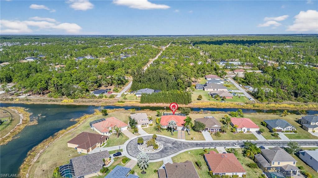 TOWN LAKES - Residential