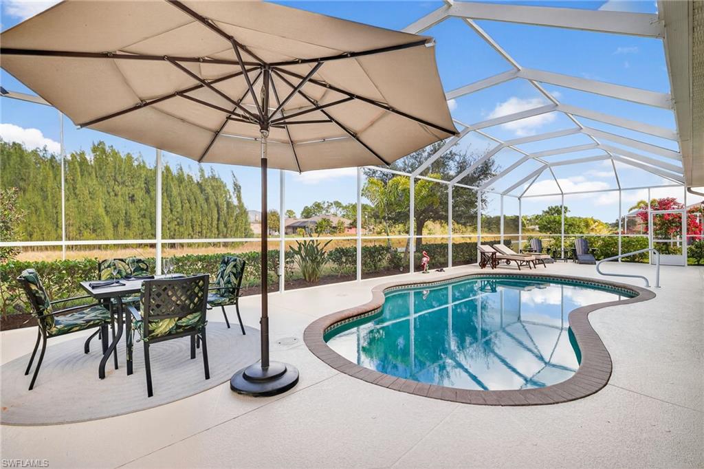 TOWN LAKES - Residential