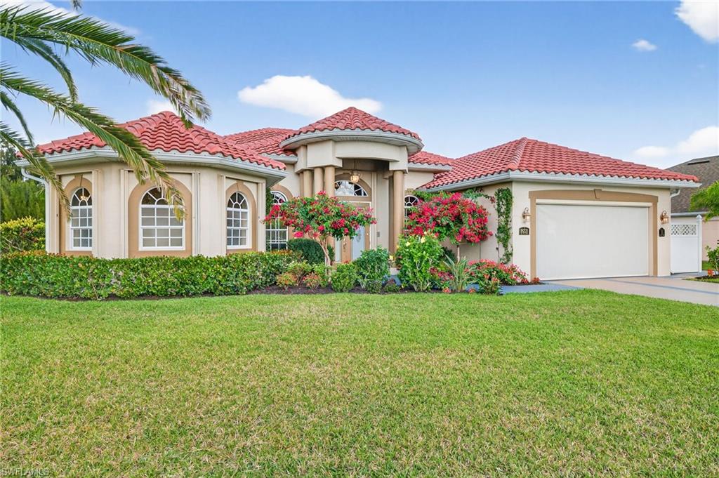 TOWN LAKES - Residential