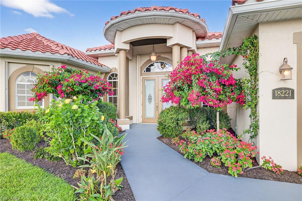 TOWN LAKES - Residential