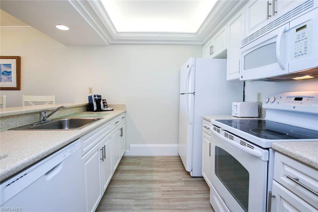 SUNDIAL OF SANIBEL - Residential