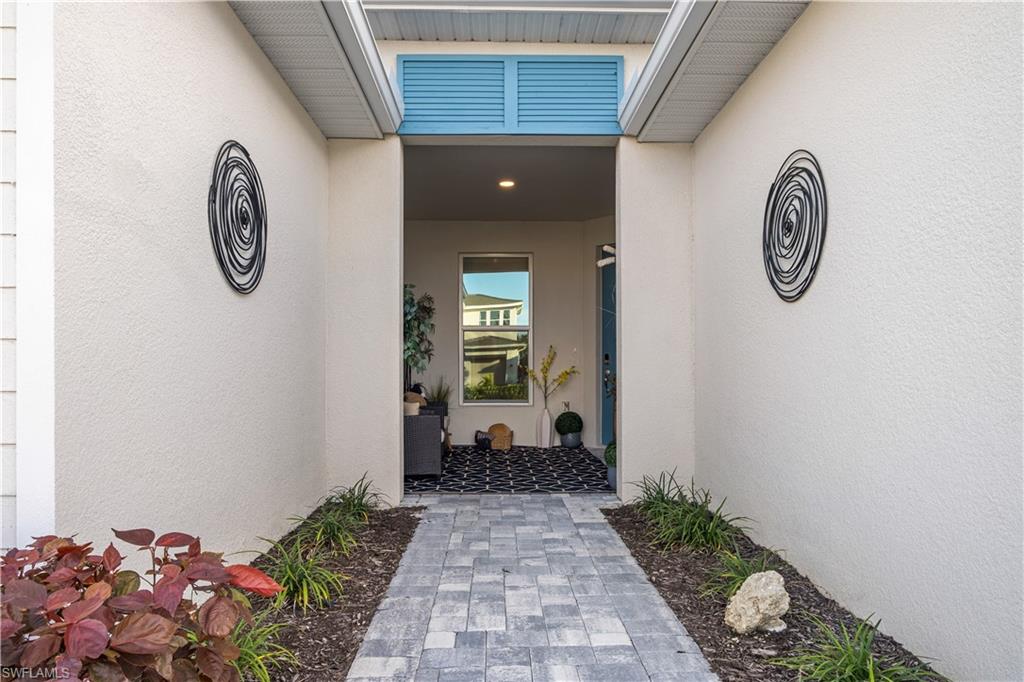 SEVEN SHORES - Residential Lease