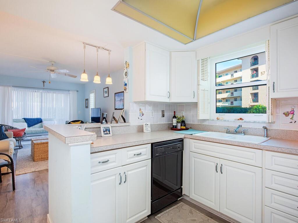 HIGH POINT COUNTRY CLUB - Residential