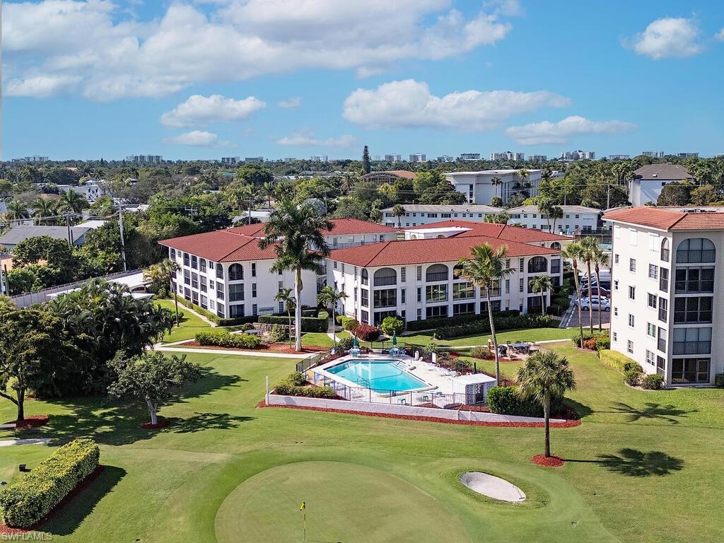 HIGH POINT COUNTRY CLUB - Residential