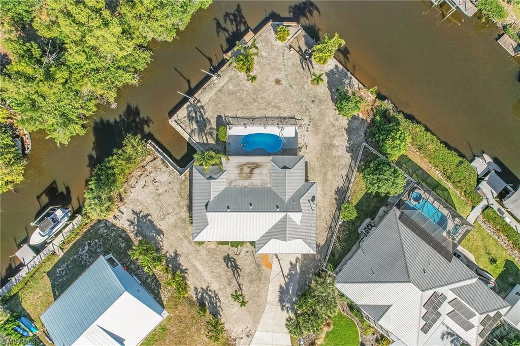 CHARLOTTE SHORES - Residential