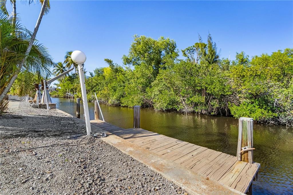 CHARLOTTE SHORES - Residential