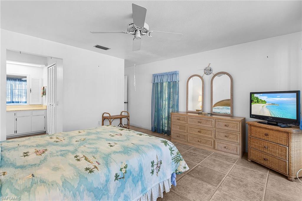 CHARLOTTE SHORES - Residential