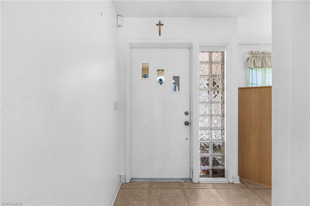 CHARLOTTE SHORES - Residential