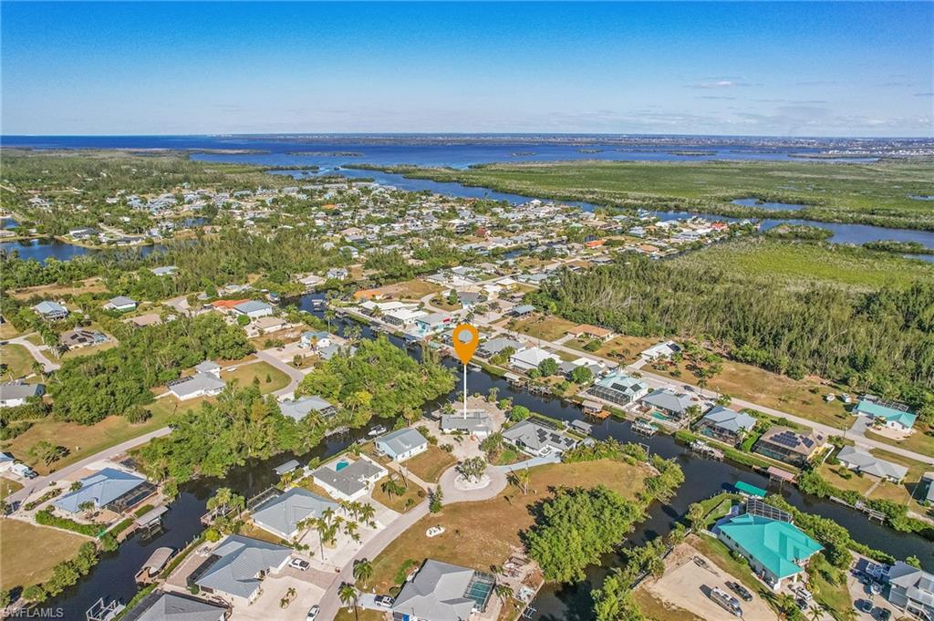 CHARLOTTE SHORES - Residential