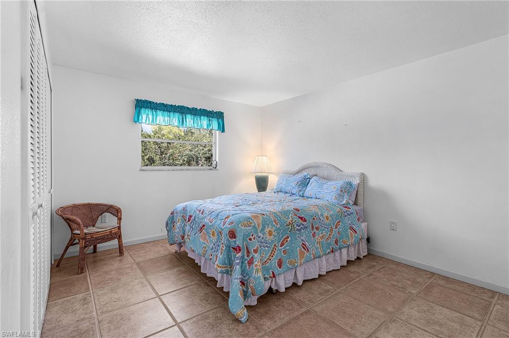 CHARLOTTE SHORES - Residential