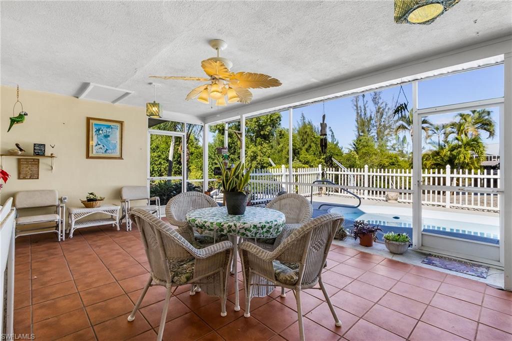 CHARLOTTE SHORES - Residential