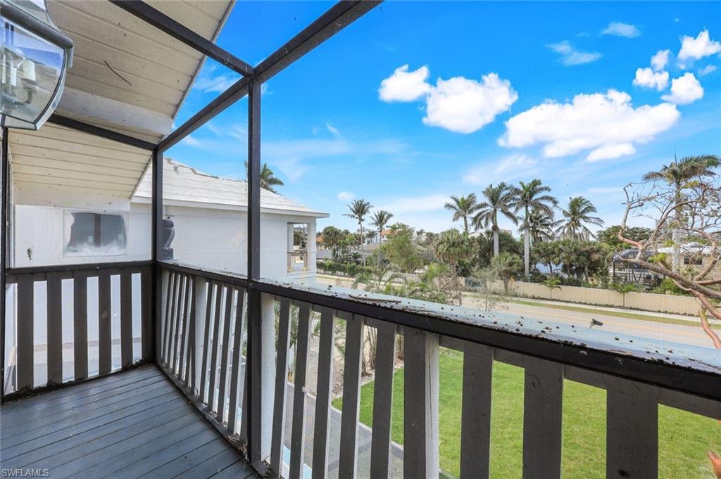 NAPLES PARK - Residential