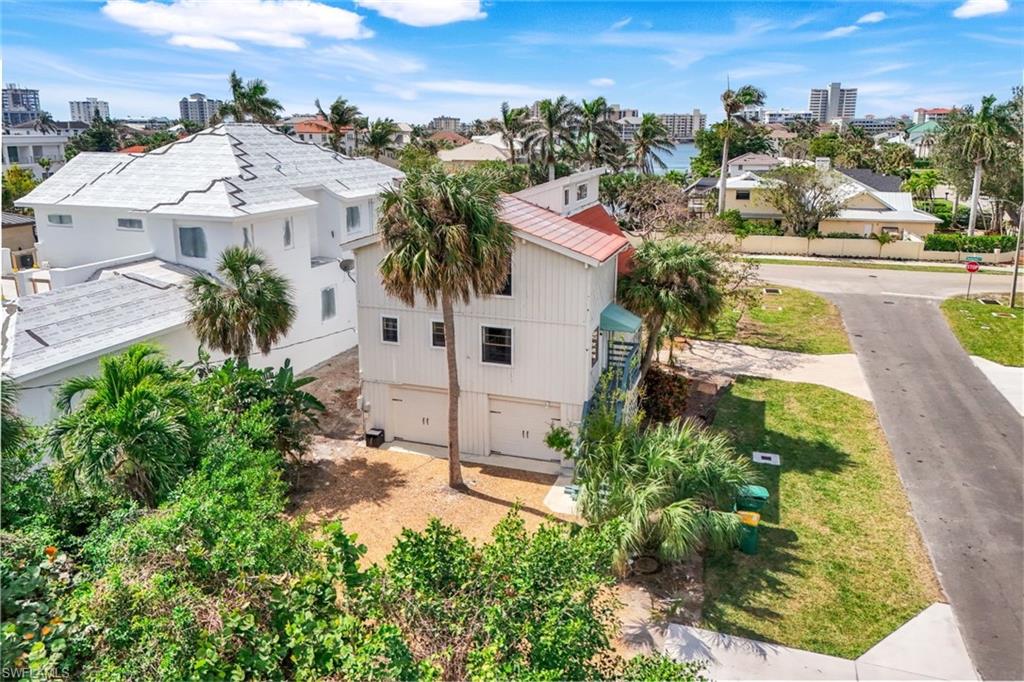 NAPLES PARK - Residential