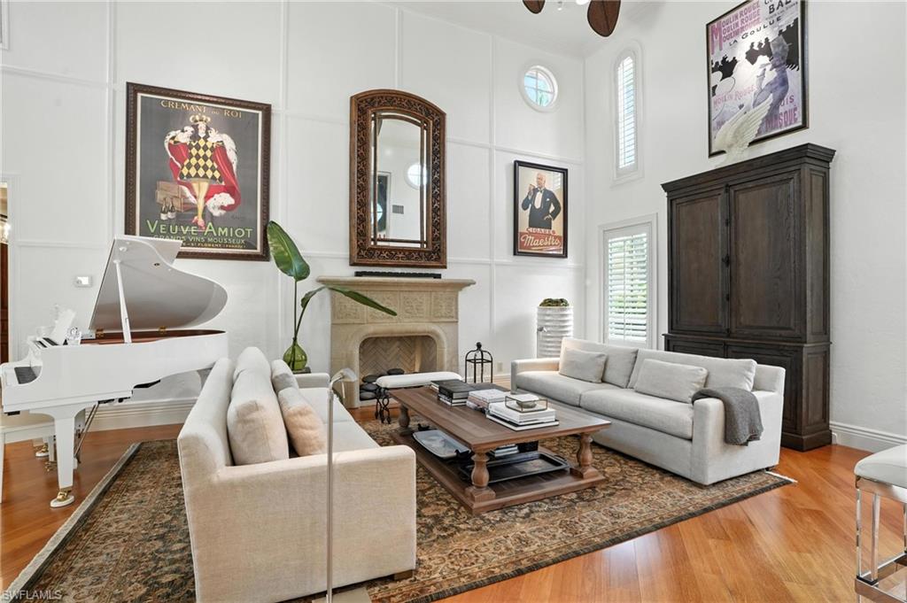 SERAFINA AT TIBURON - Residential