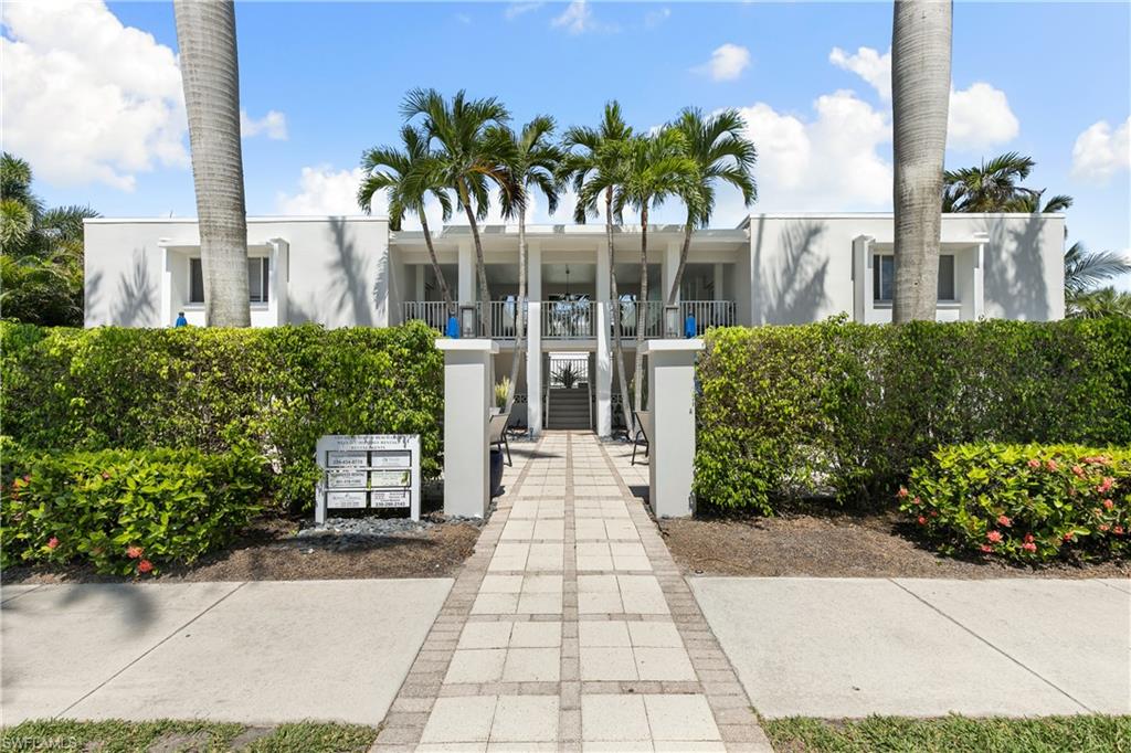 FIFTH AVENUE BEACH CLUB - Residential