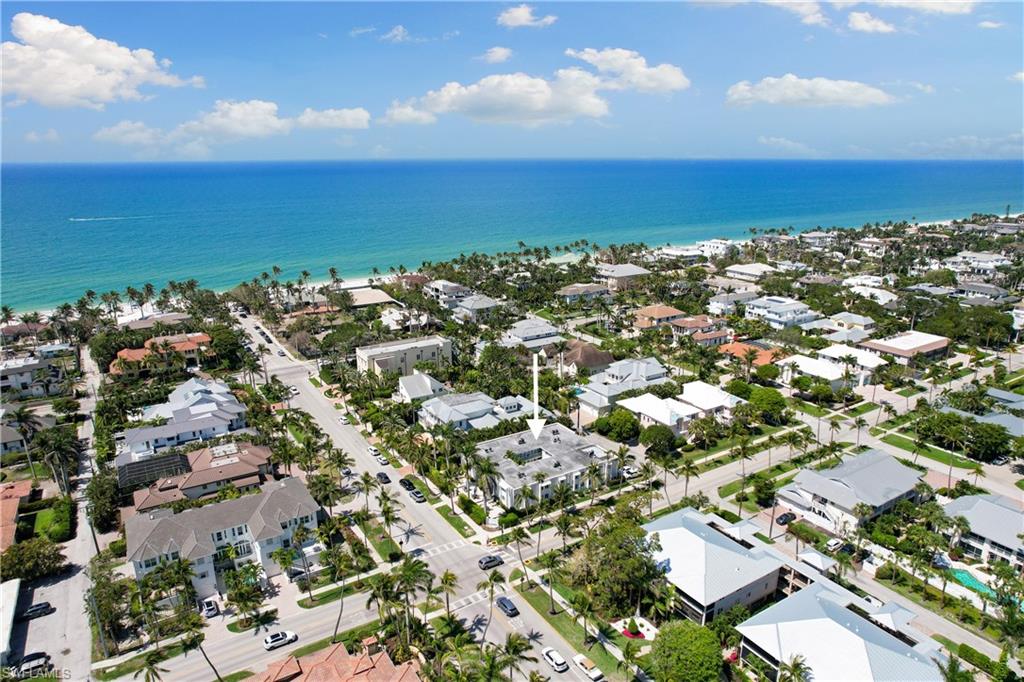 FIFTH AVENUE BEACH CLUB - Residential