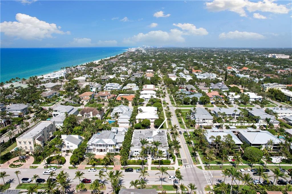 FIFTH AVENUE BEACH CLUB - Residential