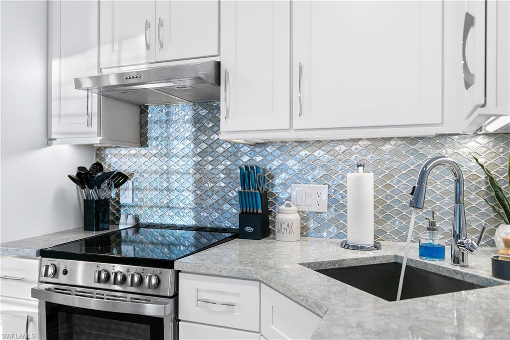 FIFTH AVENUE BEACH CLUB - Residential