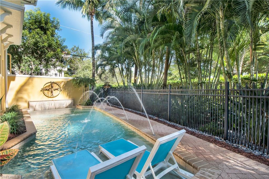 FLAMINGO HIDEAWAY - Residential