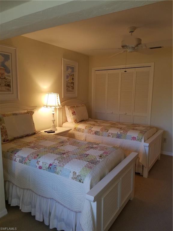 FOX HOLLOW - Residential