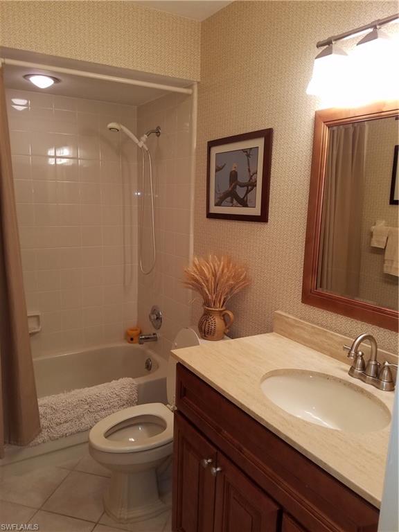 FOX HOLLOW - Residential