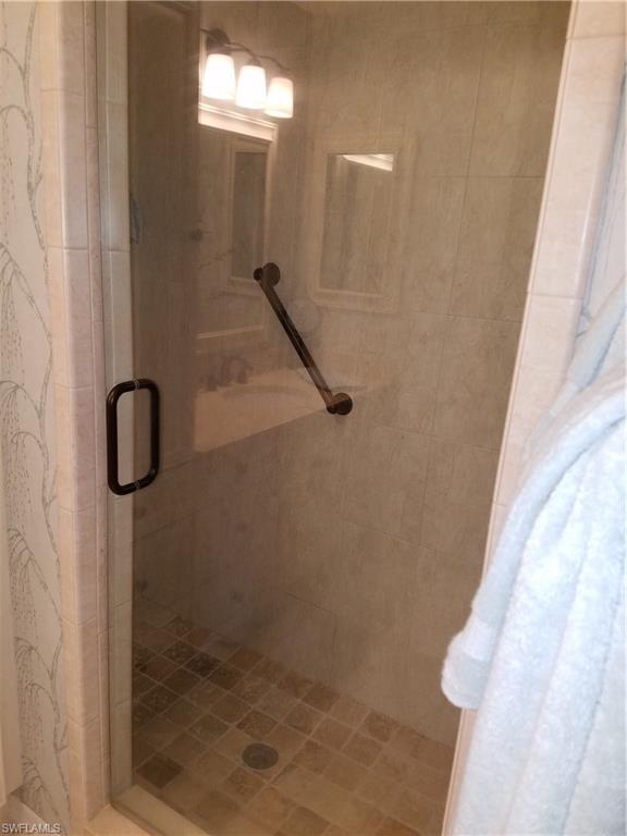 FOX HOLLOW - Residential