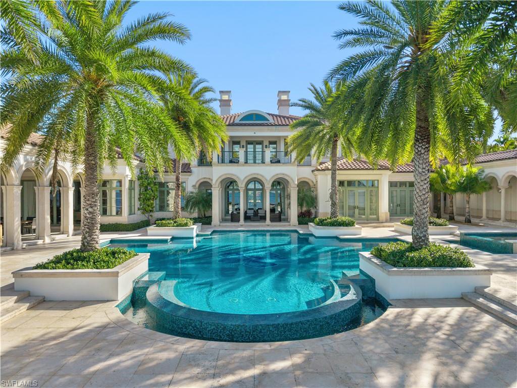 PALM GARDENS - Residential