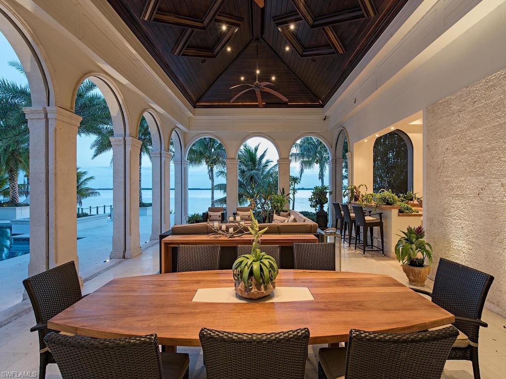 PALM GARDENS - Residential