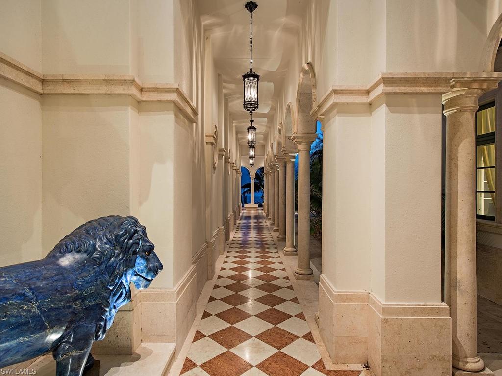 PALM GARDENS - Residential