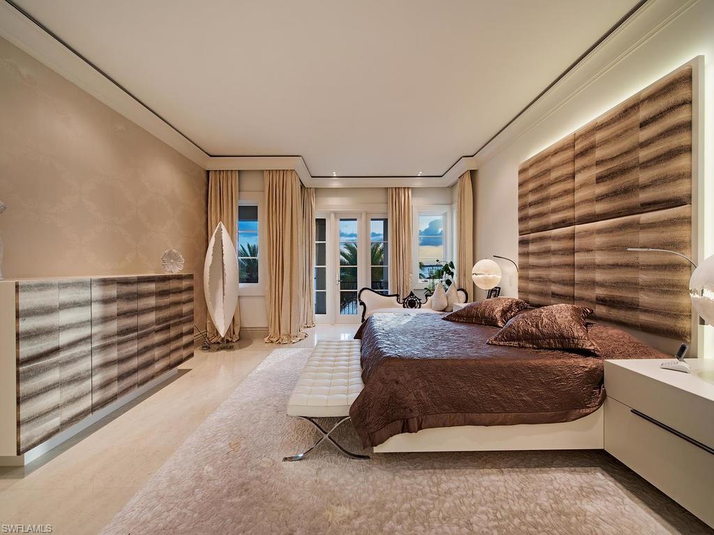 PALM GARDENS - Residential