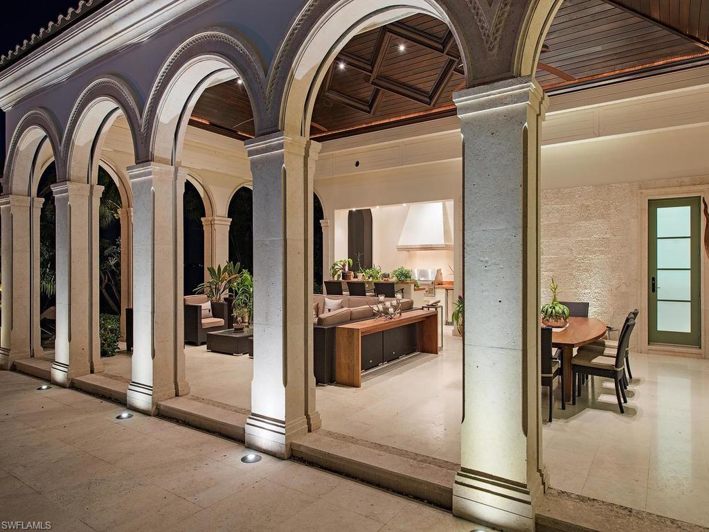 PALM GARDENS - Residential